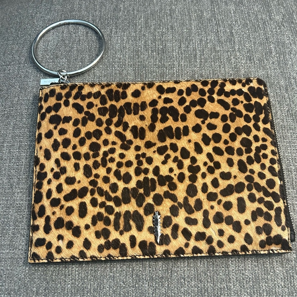 Thacker wristlet